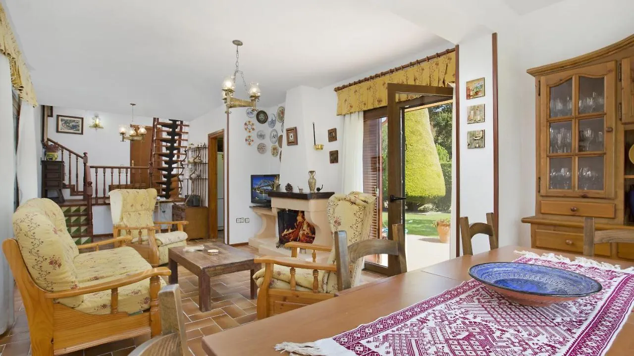 Villa Cip 14Pax - فيدريريس